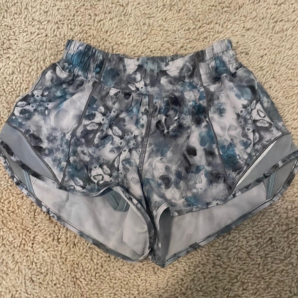 Hotty hot low rise short 2.5 size 2